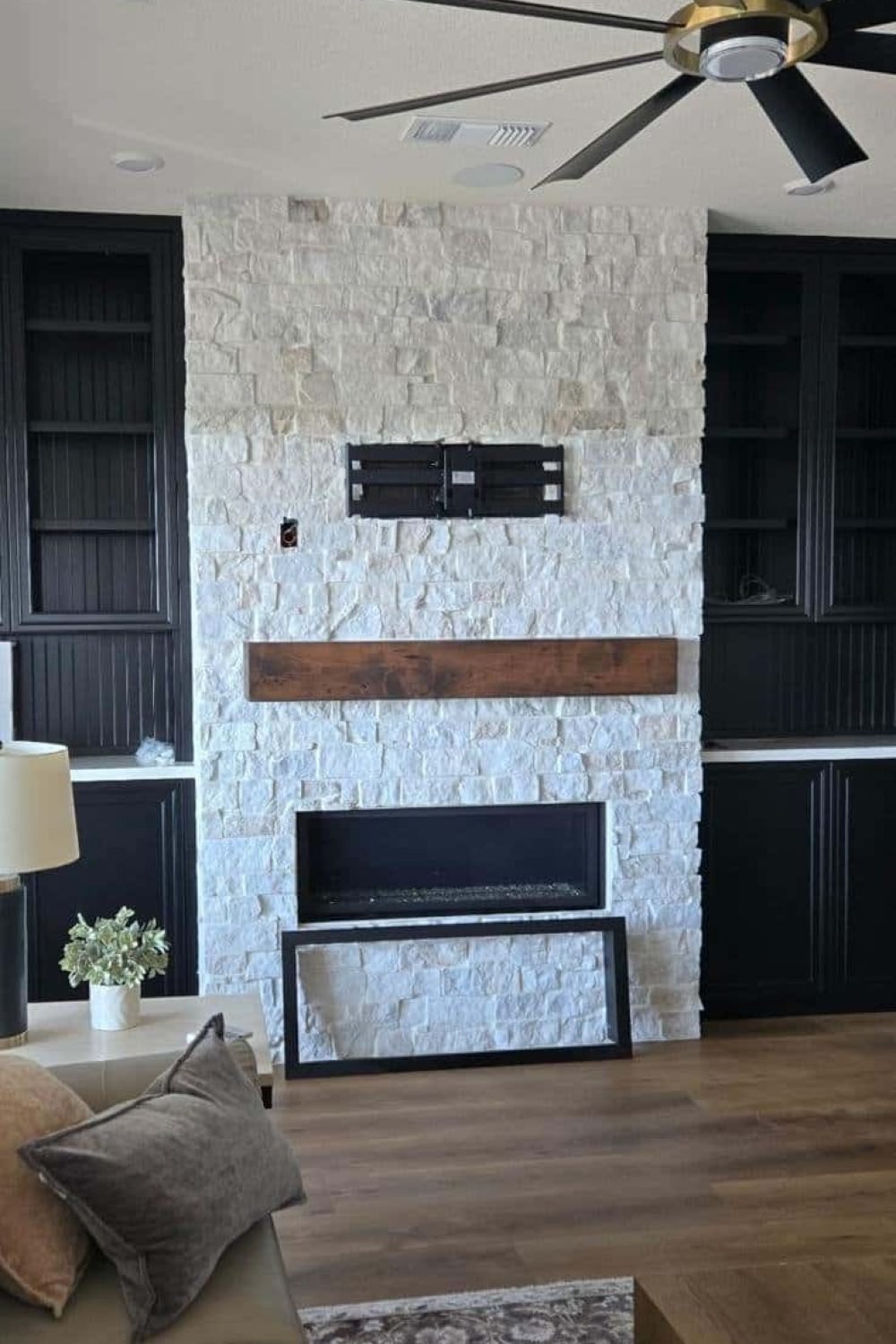 18d6082f-3c46-484f-818a-37ac7ba840de